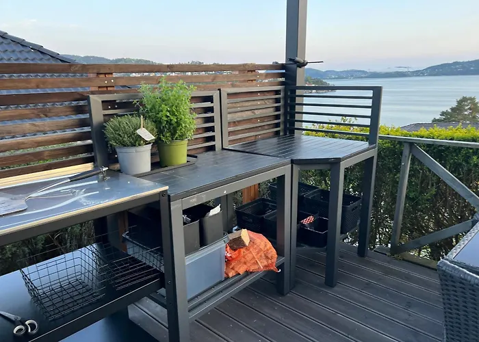 Вилла Med 5 Soverom, 4 Bad Og 3 Kjokken, 400 M Fra Lokal Badestrand