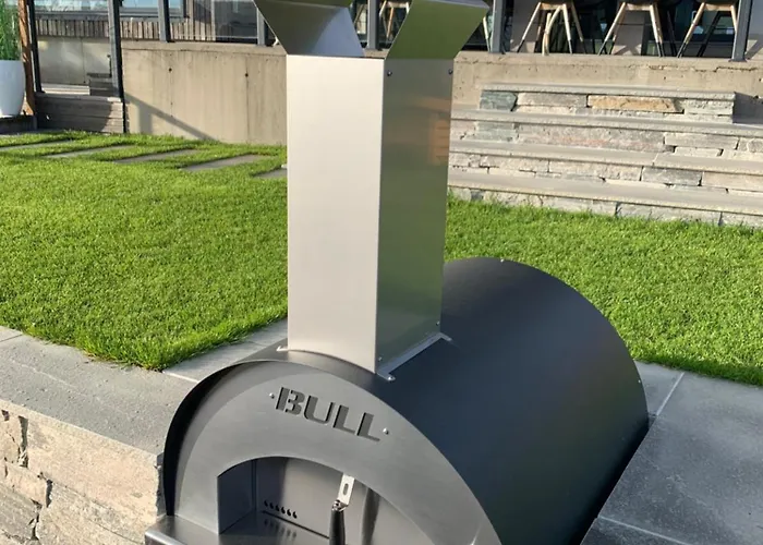 Med 4 Soverom, Sjøutsikt Og Hage Ved Lokal Badestrand *